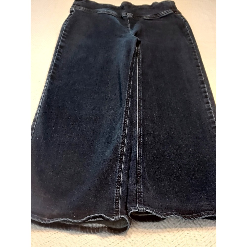 Old Navy Womens pull on jeans, size 10 High Rise weekend, boot cut - Picture 3 of 3